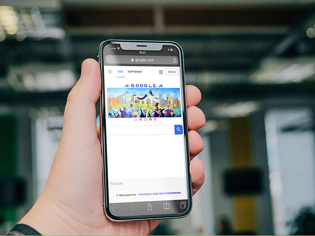 Настройки Google на экране iPhone X